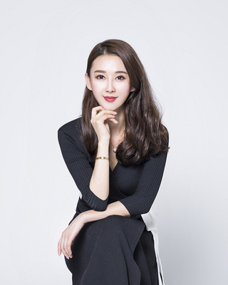 王嘉伟朱丽叶芭蕾国际儿童礼仪课程总监